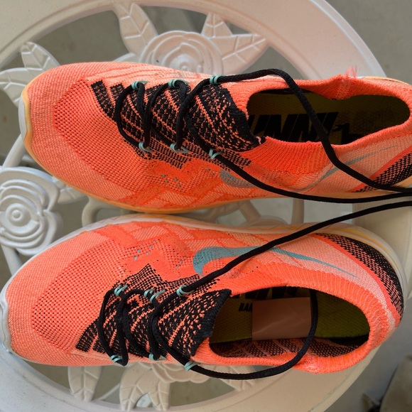Nike - Free 3.0 Flynit sneakers (peach color) - Picture 7 of 12